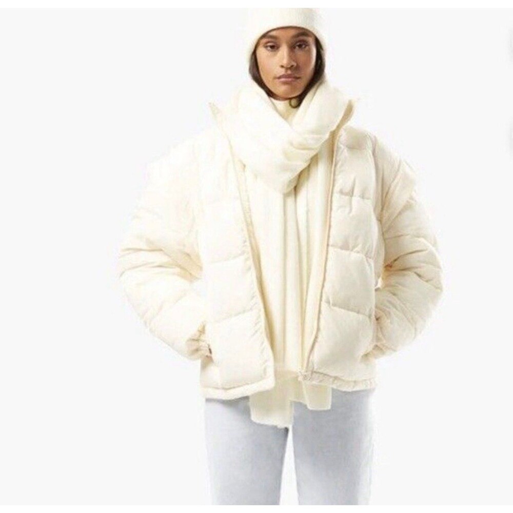 WeWoreWhat Snap Off Sleeve Cream Puffer Jacket